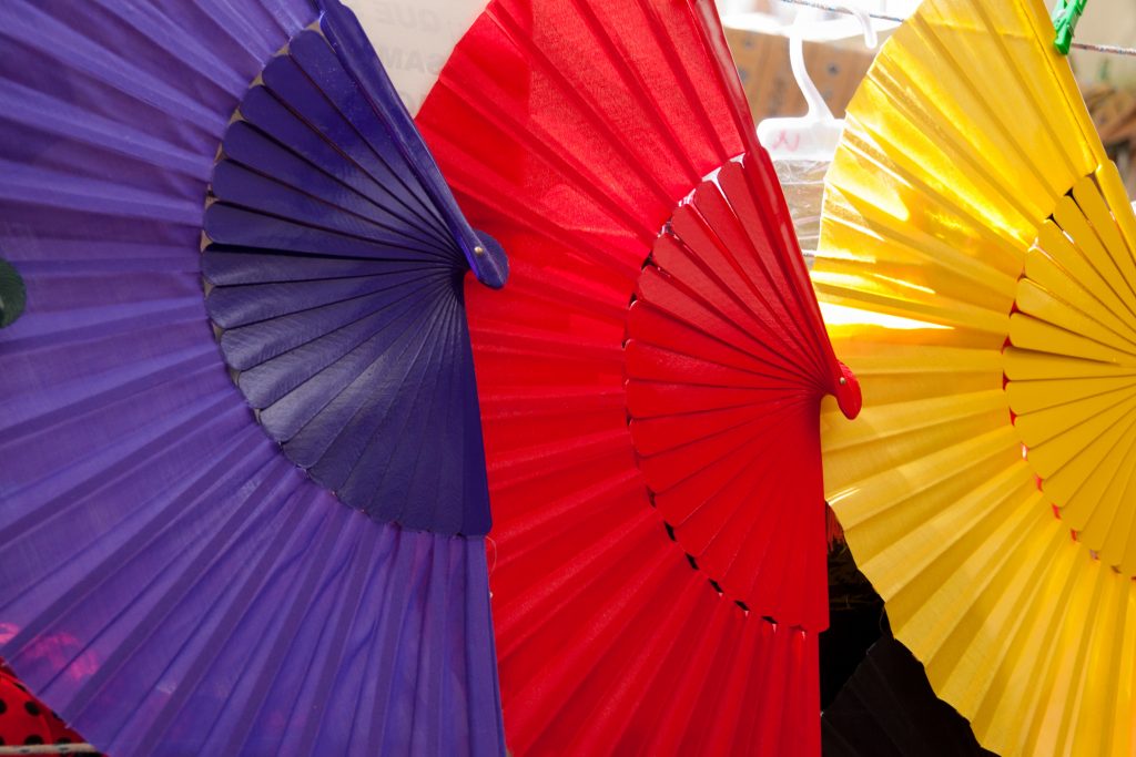 Abanicos para regalo corporativo eventos verano